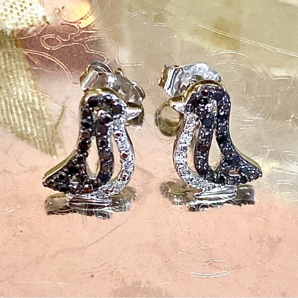 Genuine 0.25 Carat Black Diamond Penguin Studs ~ Diamond Stud Earrings - Picture 5 of 12
